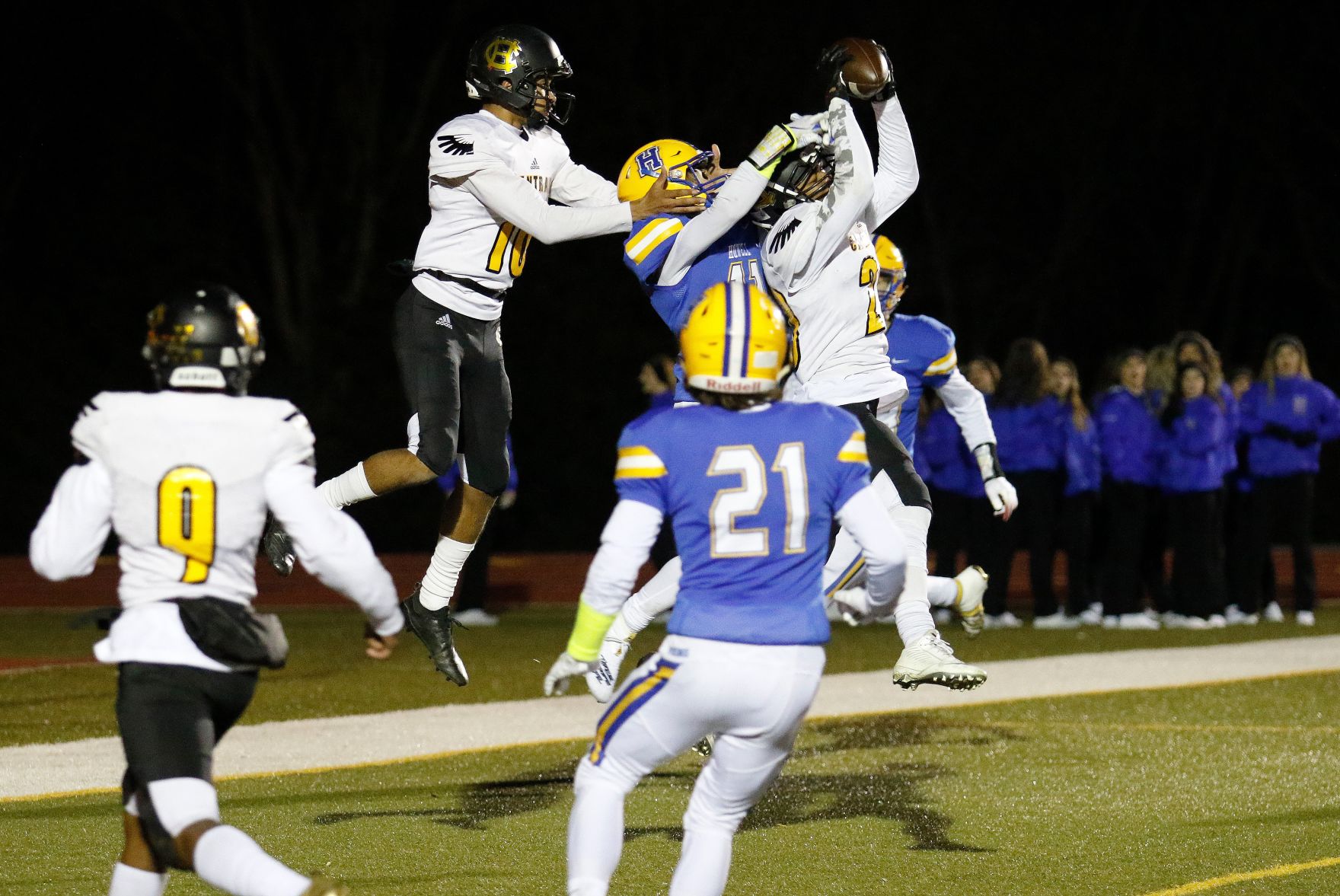 Hazelwood Central at Francis Howell Football